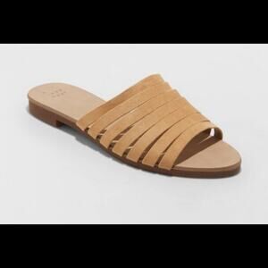 NWT a new day Rosa Sandal in Taupe Size 10